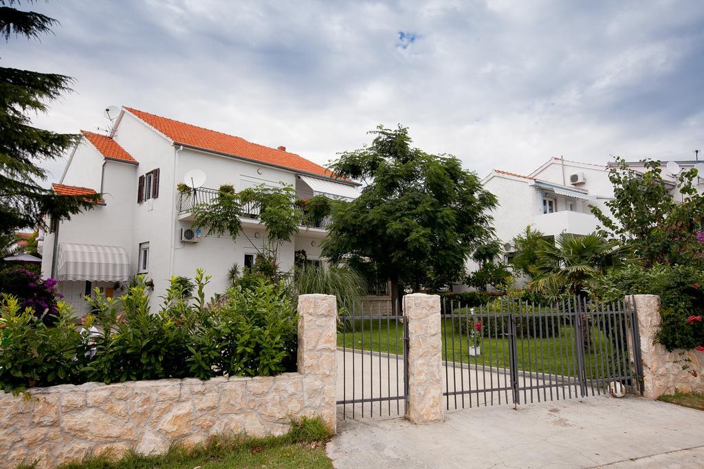 Apartments Rogic Zadar Bagian luar foto